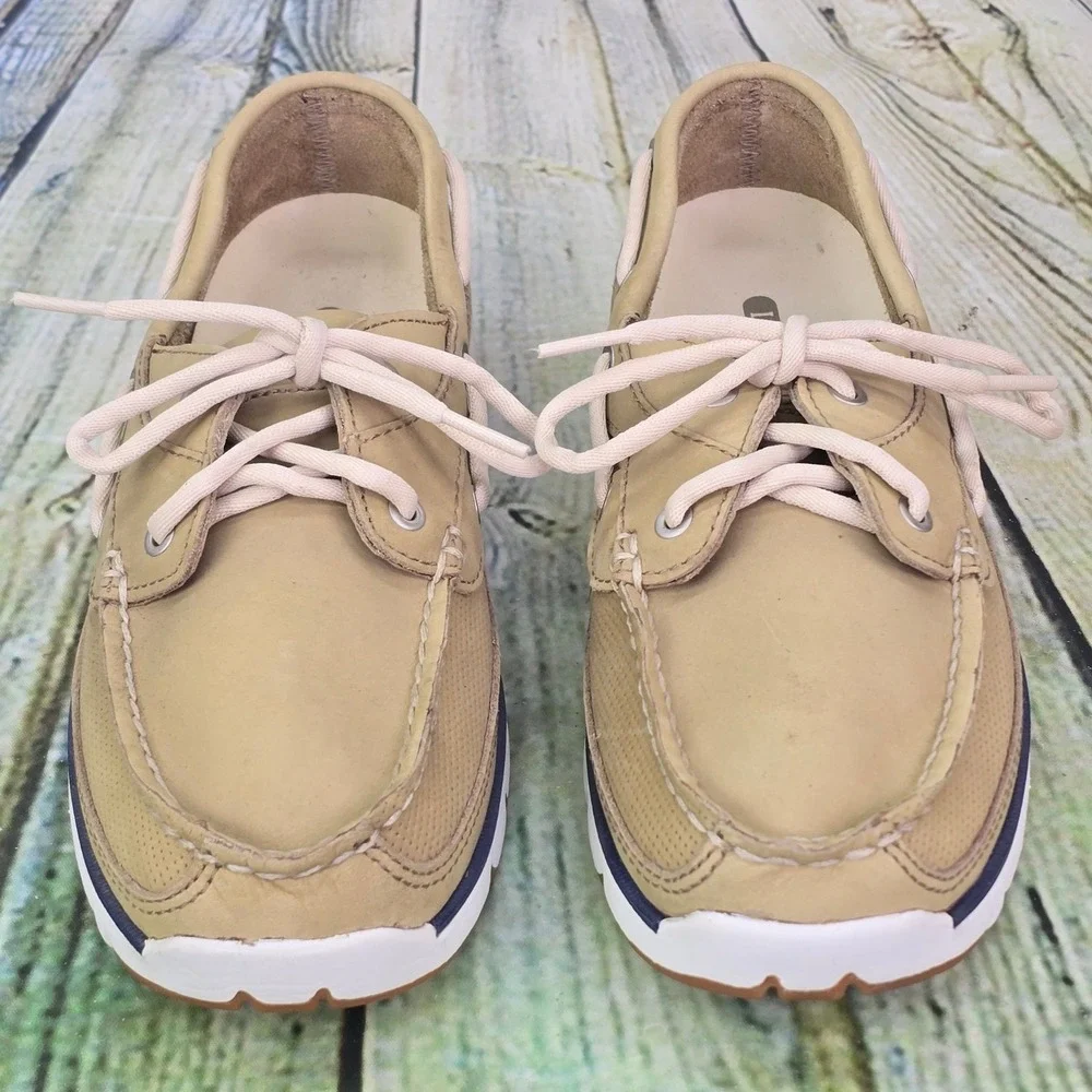 LL Bean Portlander Boat Shoes Womens 8 Medium Tan Leather Nautical Flag 293451